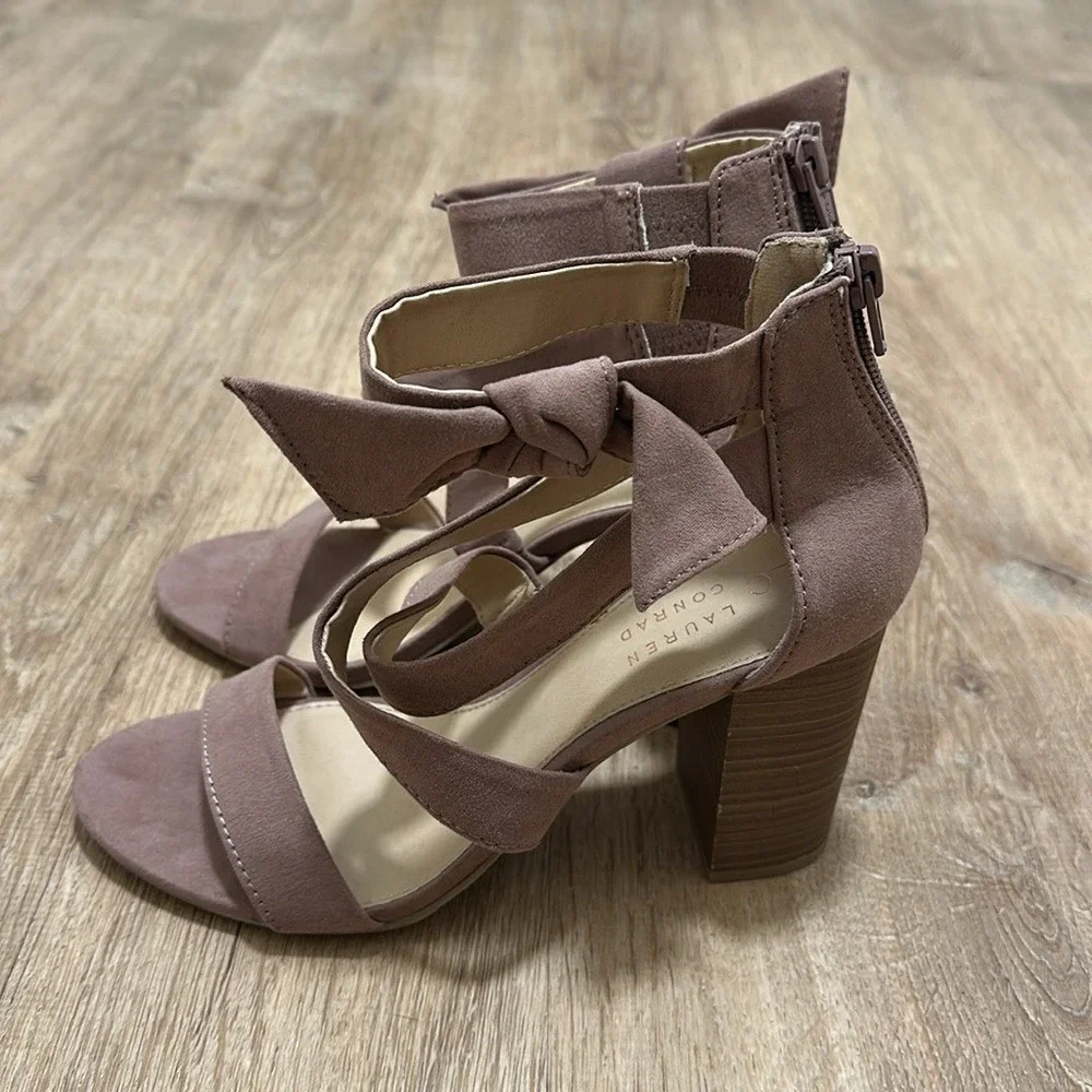 LC LAUREN CONRAD | Women's Mauve‎ Bow Girlfriend Block High Heels, Size 8.5